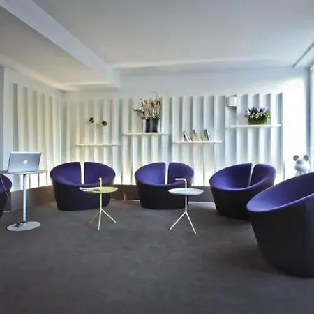 Hotel Le Marcel Gare De L'est 4*