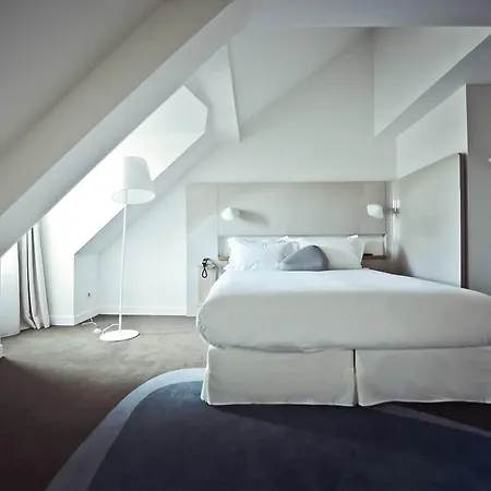 Hotel Le Marcel Gare De L'est 4*