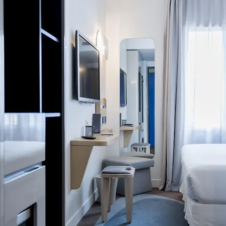 Le Marcel Gare De L'est ホテル 4*