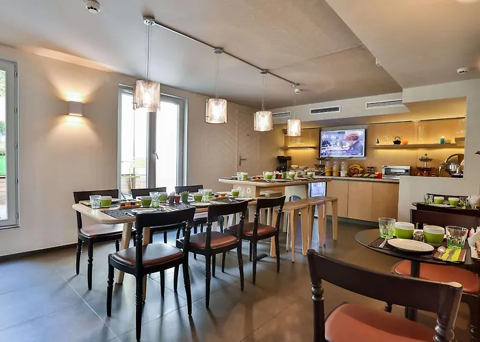 Le Marcel Gare De L'est 4*