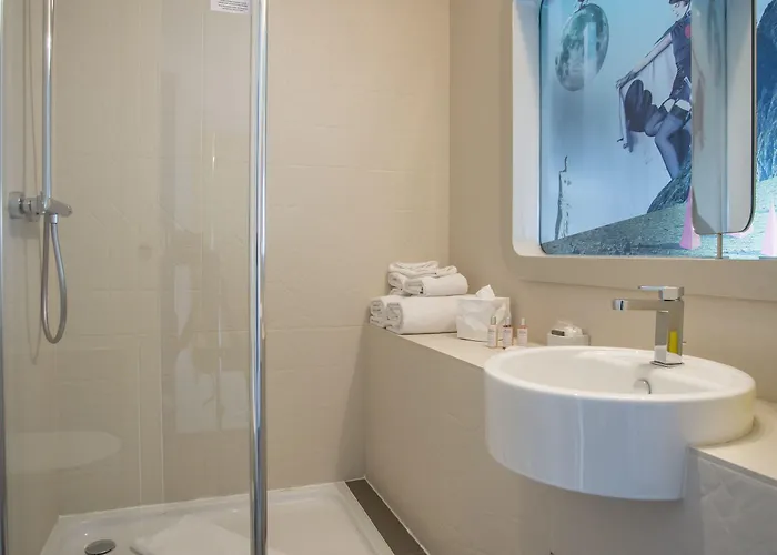 호텔 Le Marcel Gare De L'est 4*