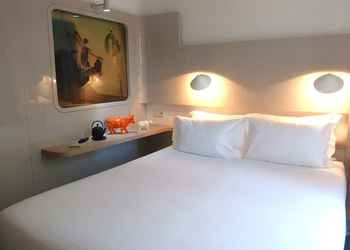 Le Marcel Gare De L'est Hotel París