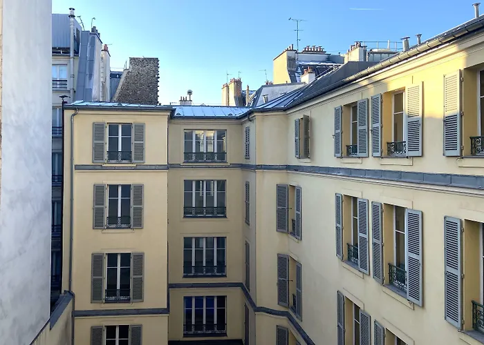 Le Marcel Gare De L'est Hotel