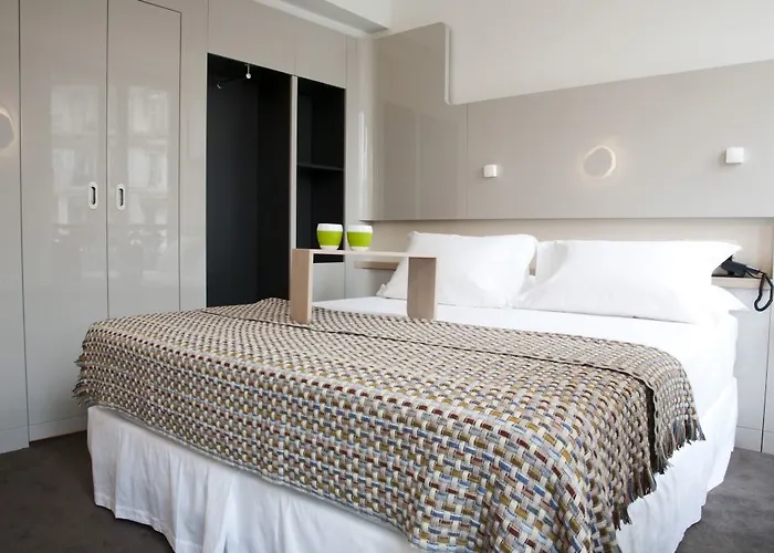 Le Marcel Gare De L'est 4*