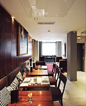 Le Marcel Gare De L'est Otel